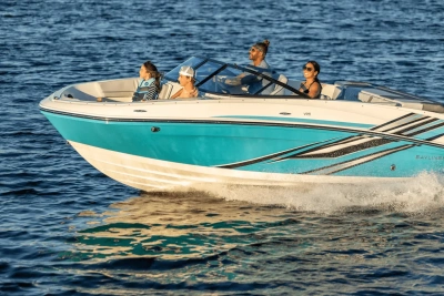 2025 Bayliner VR5 Outboard