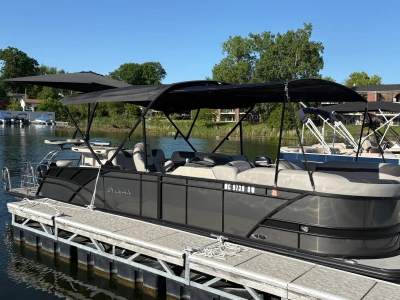 2022 Sylvan L5 DLZ BAR