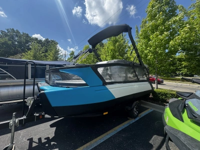 2023 Sea Doo 18 SPORT SWITCH