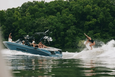 2026 Mastercraft XT23