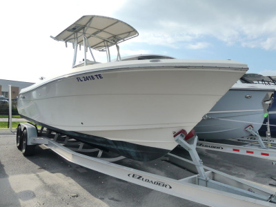 2022 Cobia 237 Center Console