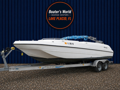 2019 Hurricane SunDeck Sport 232 OB