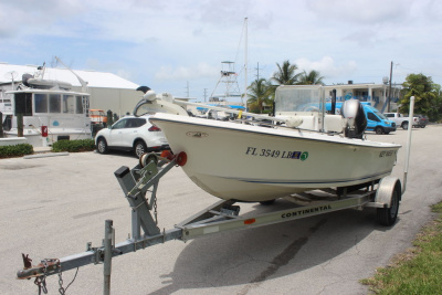 1999 Key West 1720 Center Console