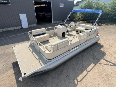 2007 Weeres 200 Cadet & 25HP Mercury 4Stroke