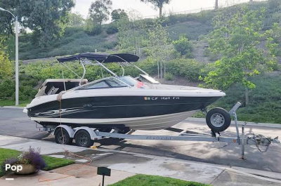 2005 Sea Ray 240 Select