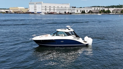 2026 Sea Ray Sundancer 320 Outboard