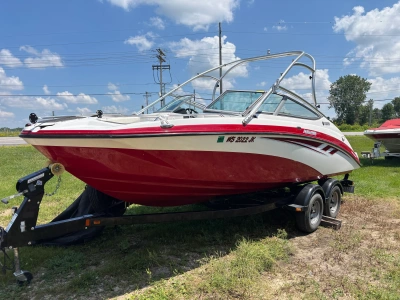 2014 Yamaha AR 210