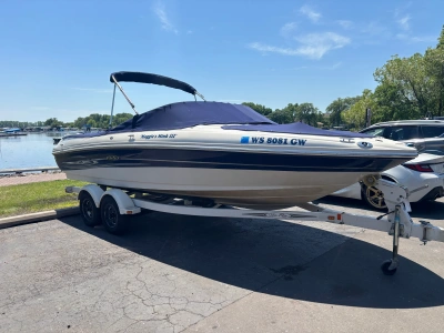 2005 Sea Ray 200 SPORT