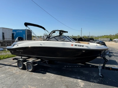 2023 Bayliner VR6 Bowrider