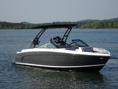 2027 Cobalt R8 Surf