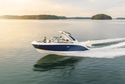 2026 Sea Ray SDX 250 Outboard