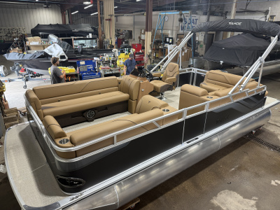 2027 Tahoe Sport 2180 Cruise Rear Bench & Honda 4-Stroke EFI