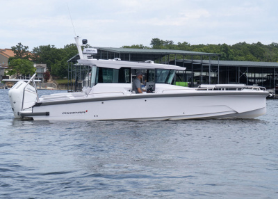 2026 Axopar 29 XC CROSS CABIN