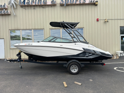 2018 Yamaha AR 195