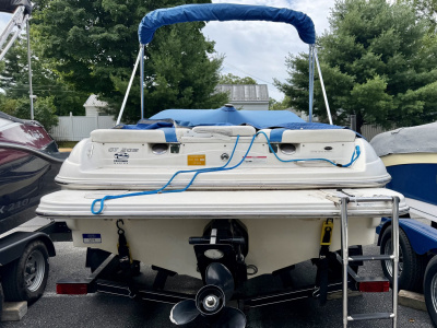 2009 Glastron 205