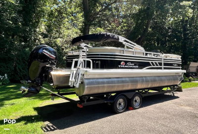2021 Sun Tracker Party Barge 22 RFDLX