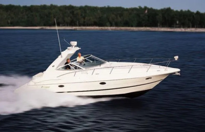 2004 Cruisers 340 Express