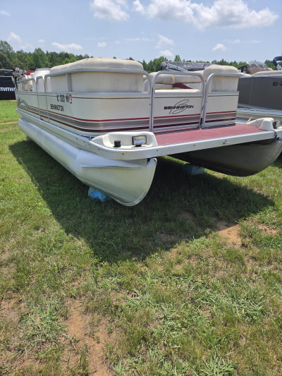 2000 Bennington 2080 LX