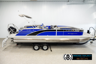 2025 Bennington LT Bowrider