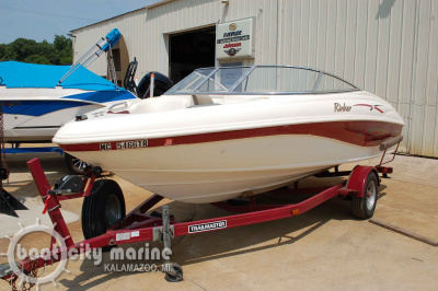 2000 Rinker Captiva 19