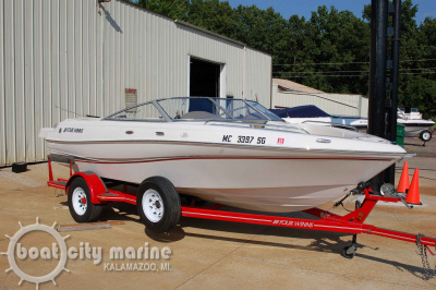 2002 Four Winns H200