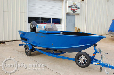 2025 Smoker Craft Lazer