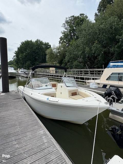 2024 Cobia 220 DC
