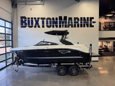 2017 Sea Ray SLX-W 230