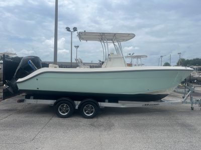 2023 Cobia 237 CC