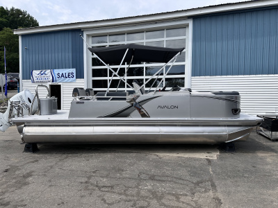 2027 Avalon LSZ 23 QUAD LOUNGE SHIFT