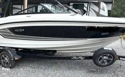 2016 Sea Ray 19 SPX