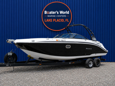 2024 Hurricane SunDeck 2600 OB