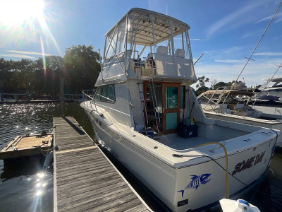 1985 Hatteras 36 Convertible