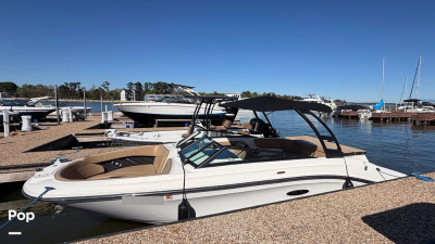 2022 Sea Ray SPX 230 I/O