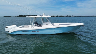 2017 Everglades 355 Center Console
