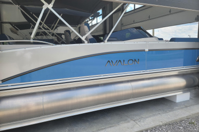 2026 Avalon Platinum Catalina 2585 Windshield Cruise Rear Bench