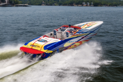 2003 Cigarette 38' Top Gun
