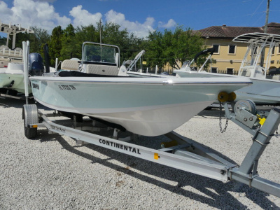 2023 Sea Pro 172 Bay