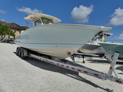 2023 Scout 305 LXF