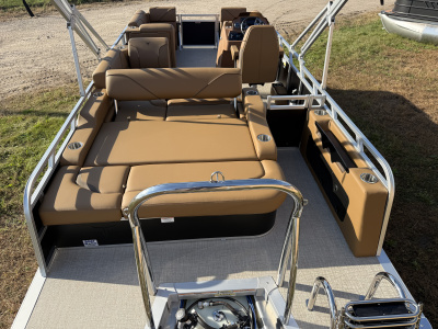 2027 Tahoe Sport 2180 Swingback VRB