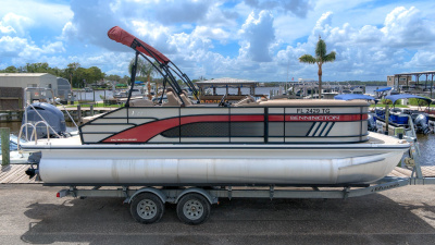 2022 Bennington 22 LSB