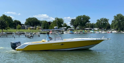 2001 Donzi 352F