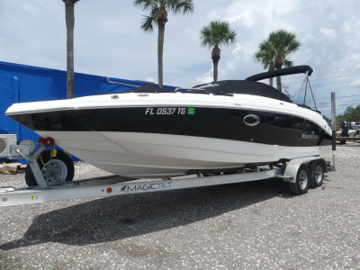 2022 Nautic Star 243 DC