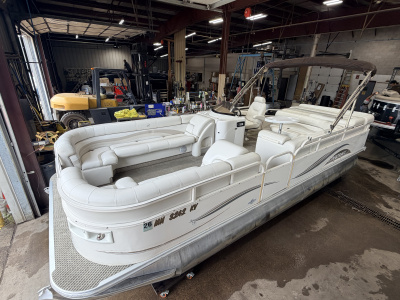 2004 Starcraft 226 Elite & 50HP Mercury 4Stroke EFI