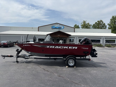 2025 Tracker Pro Guide™ V-175 Combo