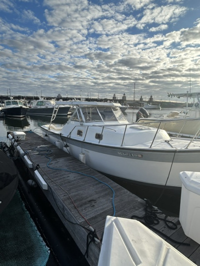 1988 Luhrs Alura 30 Classic