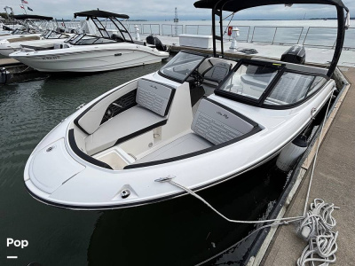 2025 Sea Ray SPX 210 OB