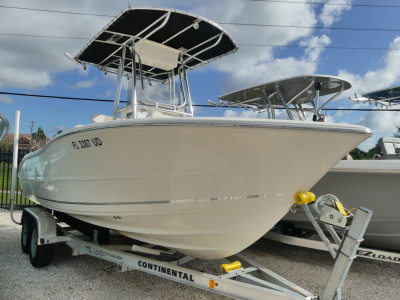 2026 Bulls Bay 200 Center Console