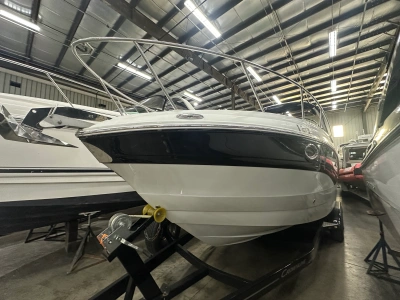 2021 Crownline 264 CR