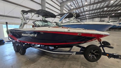 2022 Mastercraft XT25
